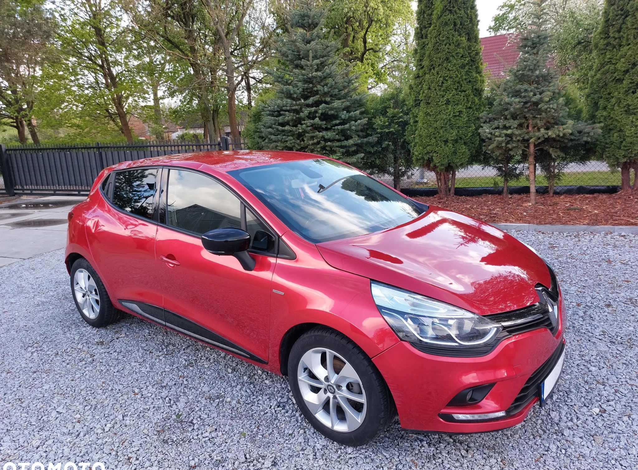 Renault Clio cena 20900 przebieg: 67738, rok produkcji 2017 z Mikstat małe 407